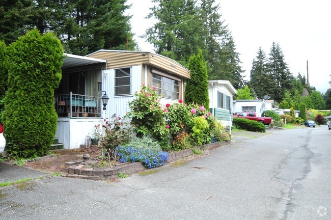 Building Photo - Ridge Acres
