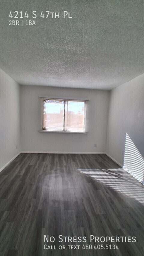 Building Photo - 4214 S 47th Pl