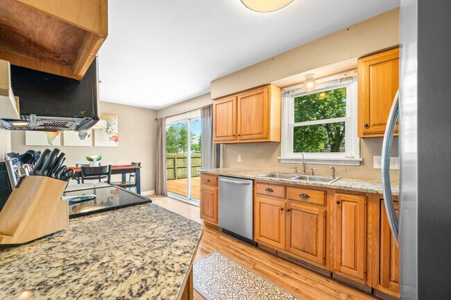 Building Photo - 2913 13th St