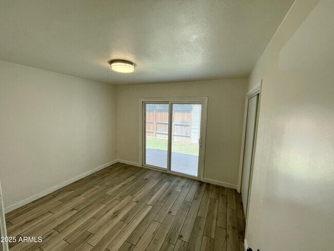 Building Photo - 4250 N 27th St