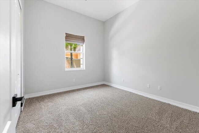 Building Photo - 1254 River Reach Dr