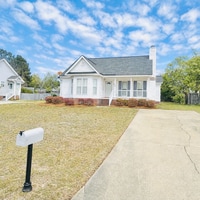 Building Photo - 133 Wildflower Ln