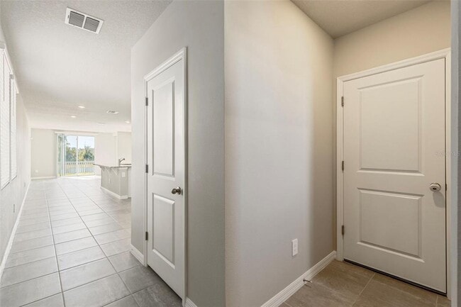 Building Photo - 2315 E Newsome Rd