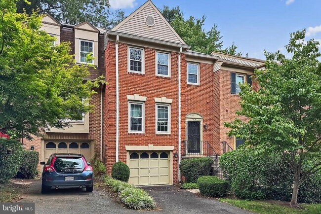 Primary Photo - 7836 Ashley Glen Rd