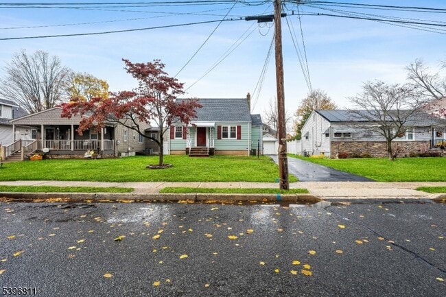 Building Photo - 26 Glaser Ave