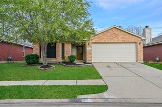 Building Photo - 4022 Mt Everest Way