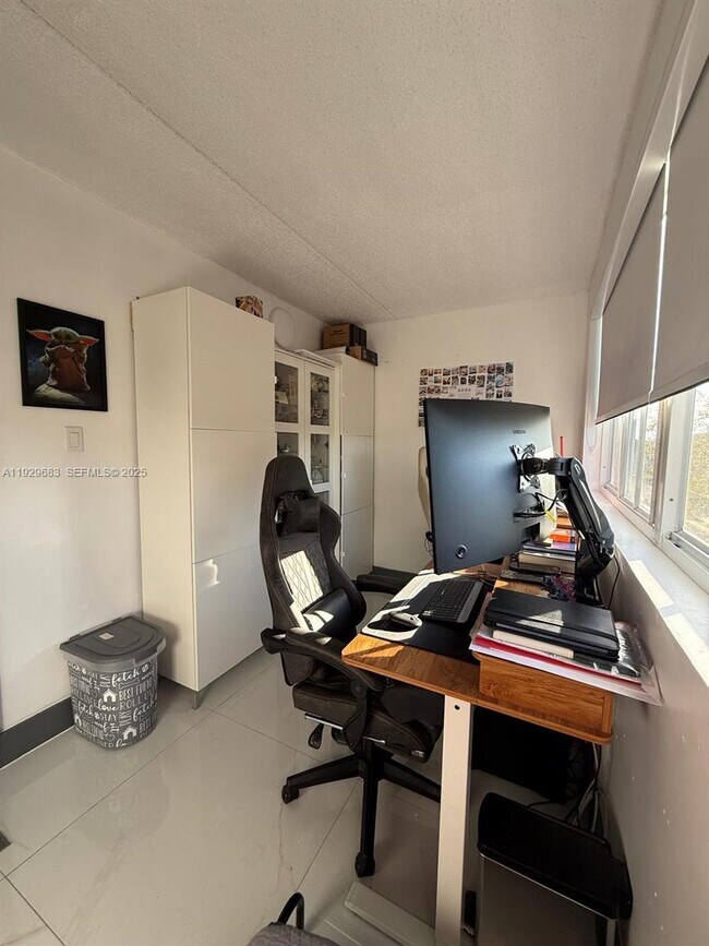 Building Photo - 6195 NW 186th St