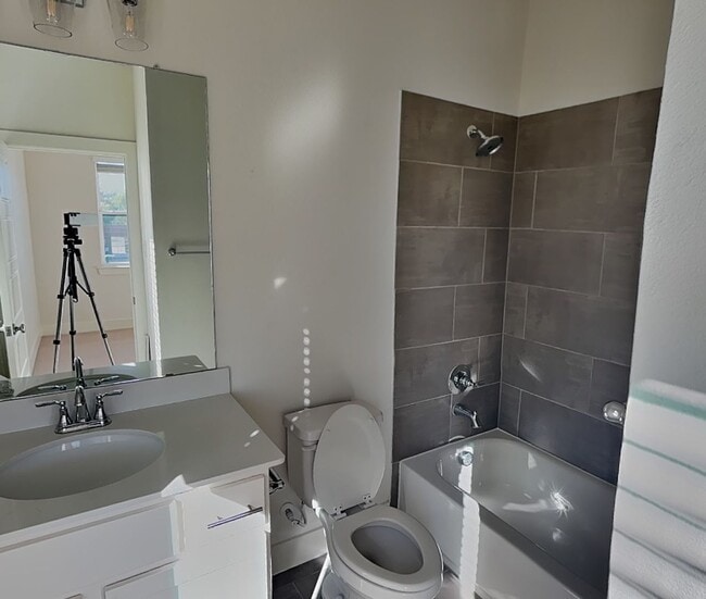 Building Photo - Fabulous 3-Story Townhouse in Frisco Heigh...