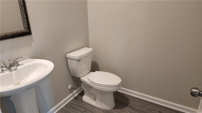 Building Photo - 400 Grey Falcon Ave