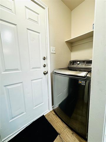 Building Photo - 2808 Sunset Strip Dr