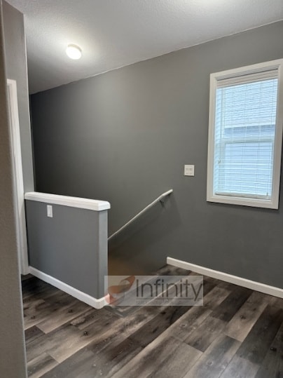 Building Photo - 810 E Ninth St