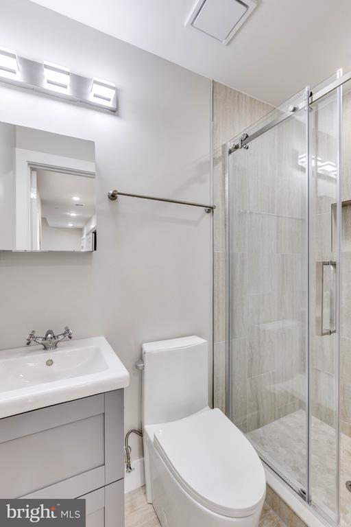 Building Photo - 1434 Parrish St