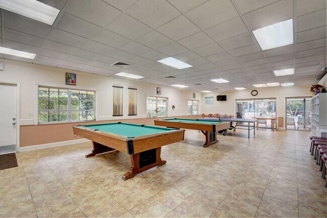 Building Photo - 2401 Del-Aire Blvd