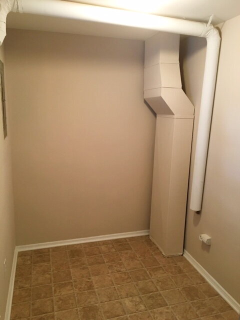 Building Photo - EAST SIDE 4 BR HOME AVAILABLE NOW!