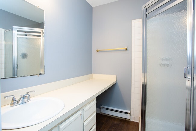 Building Photo - 146 Candlewood Dr
