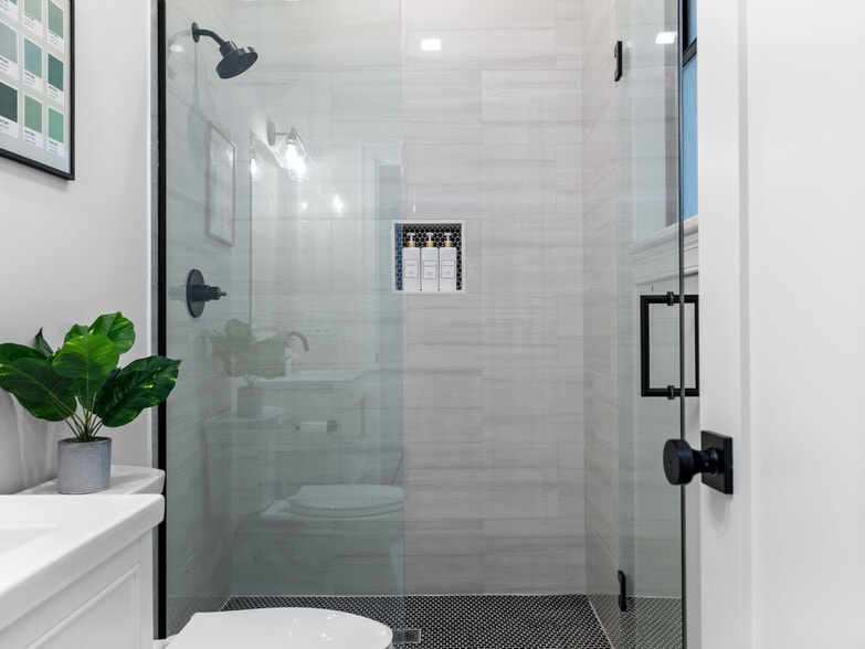 Building Photo - 566 Dorchester Ave