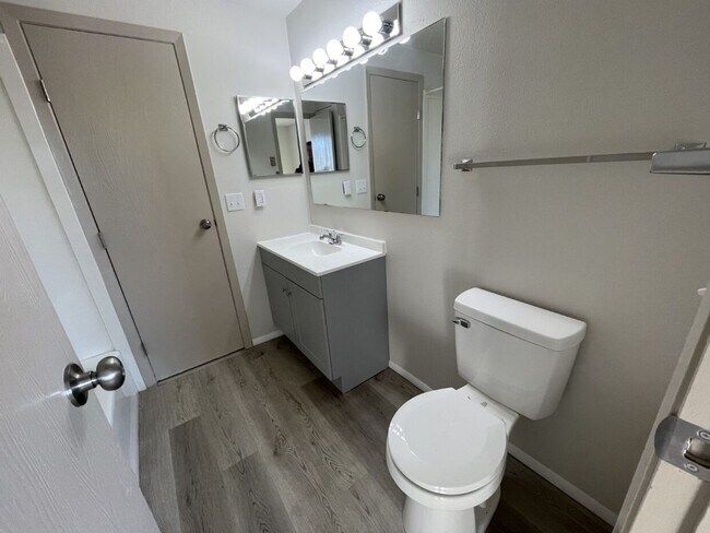 Building Photo - Coming Soon! Beautifully Remodeled 3-Bedroom Home with Fenced Yard & Covered Parking