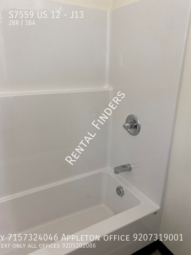 Building Photo - S7559 US-12