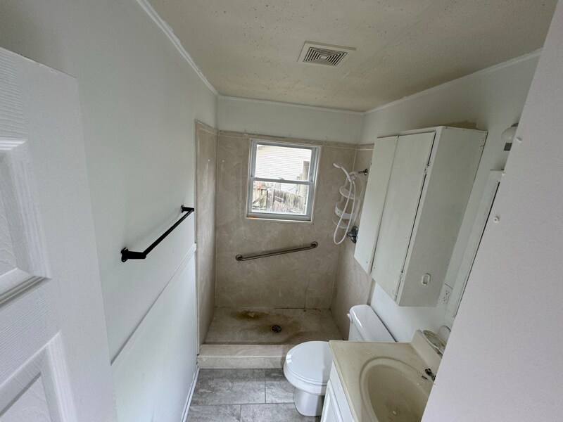 Building Photo - 1317 Hendrix Dr