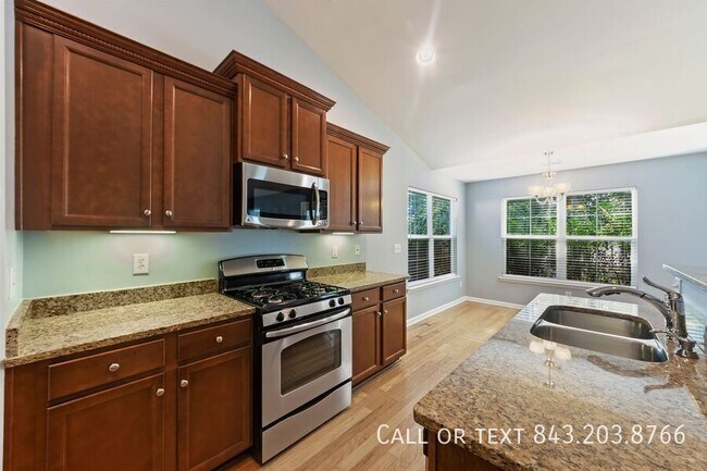 Building Photo - 341 Drayton Pl Dr