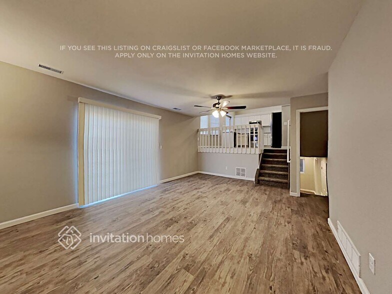 Building Photo - 240 Peck Ct