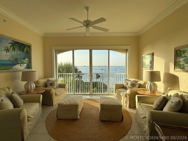 Building Photo - 29 Harbour Isle Dr W
