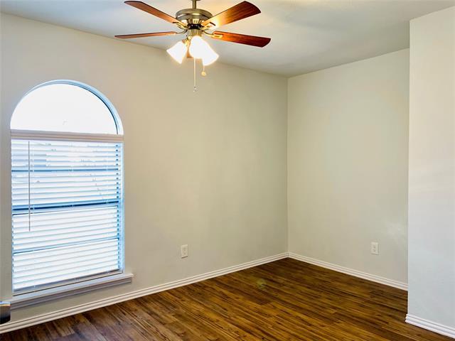 Building Photo - 7445 Sandhurst Ln S