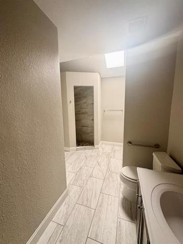 Building Photo - 5604 Shady Springs Trail