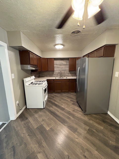 Building Photo - 2529 NW 38th Pl