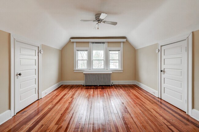 Building Photo - 1500 Carrollton Ave