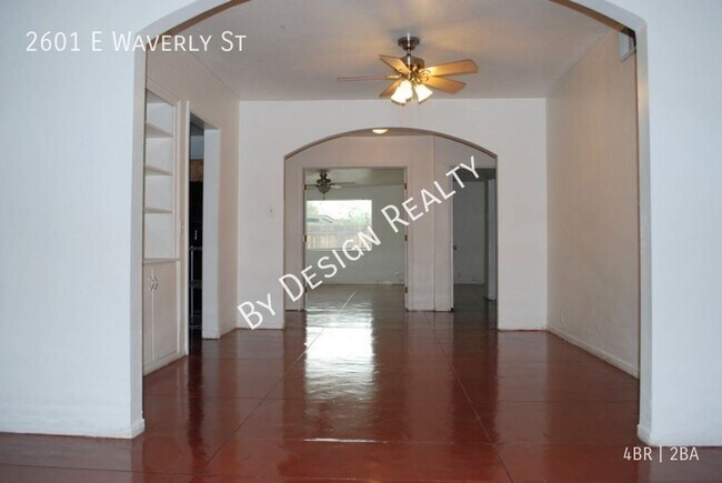 Building Photo - Blenman-Elm 4 Bed 2 Bath - Reserve NOW for March 2026 or Later