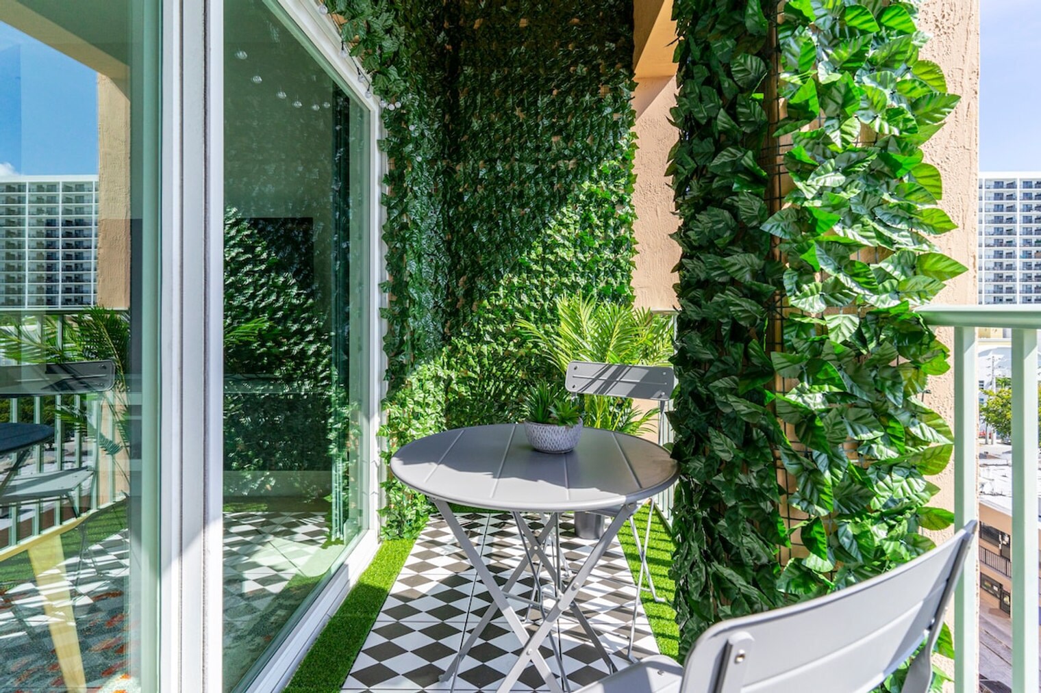 Building Photo - 2280 SW 32nd Ave