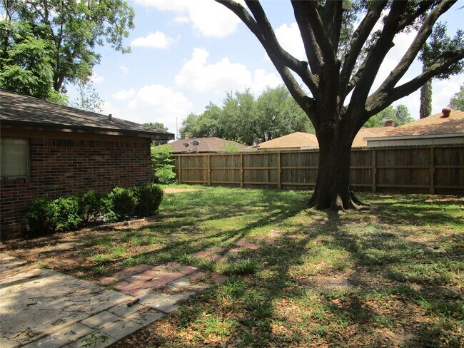 Building Photo - 12507 Bexley Dr