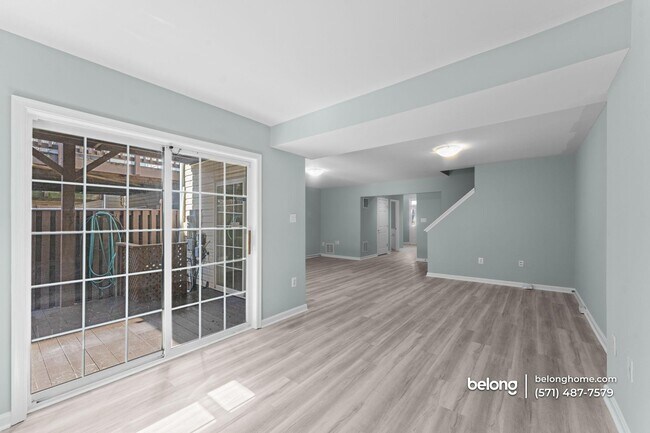 Building Photo - 47339 Blackwater Falls Terrace