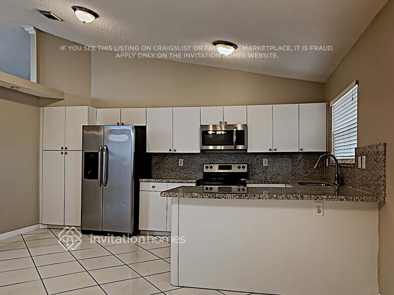 Building Photo - 16624 SW 91st Terrace