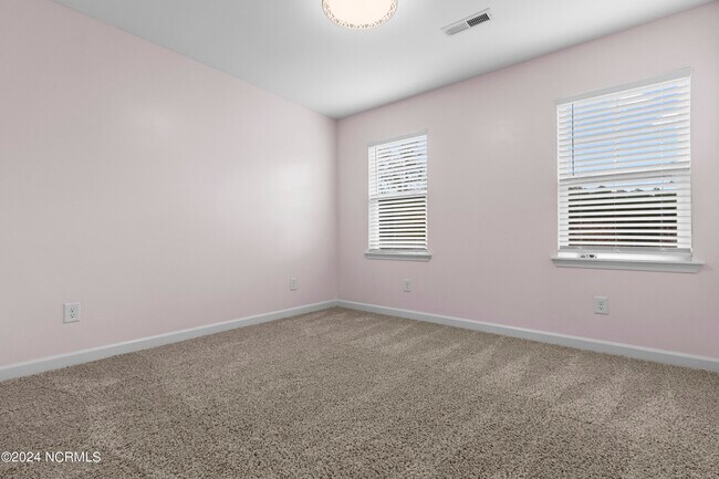 Building Photo - 200 Mia Ct