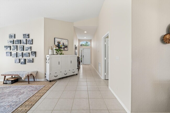 Building Photo - 3817 Miramontes Cir