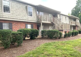 Building Photo - 3818 Country Club Rd