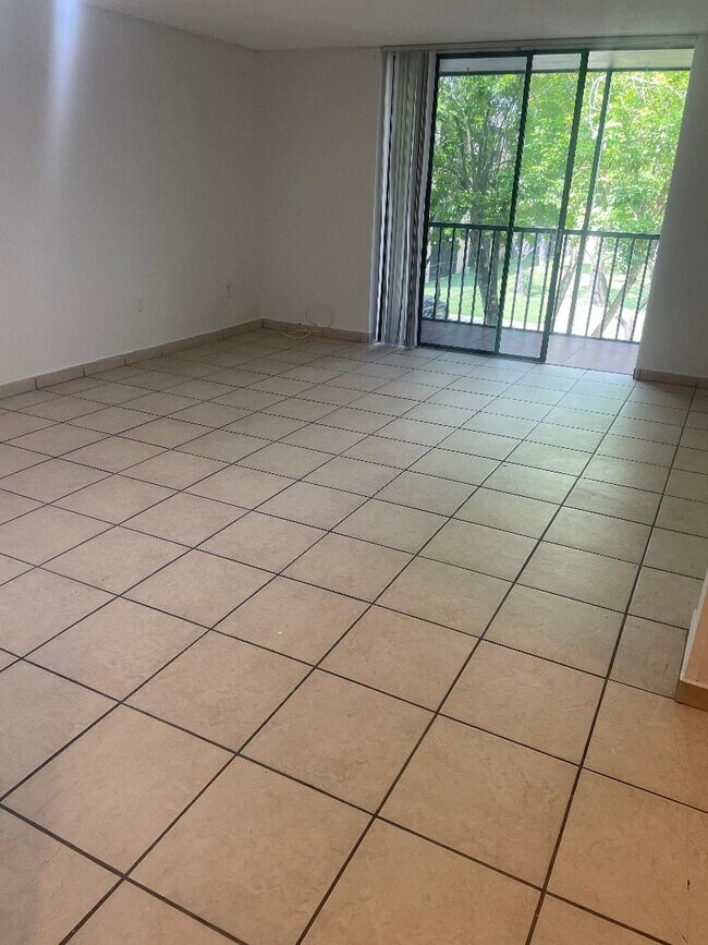 Building Photo - 8500 SW 133rd Avenue Rd