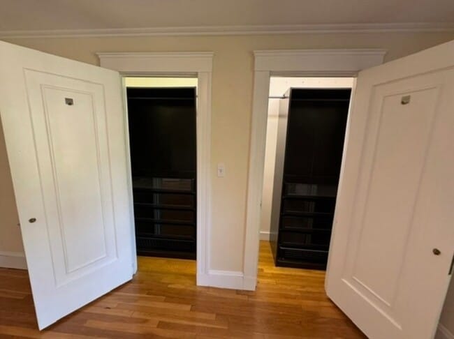 Building Photo - 124 Langley Rd