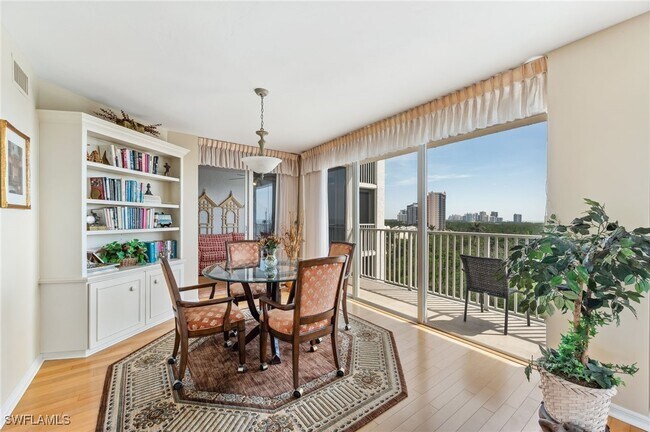 Building Photo - 6361 Pelican Bay Blvd