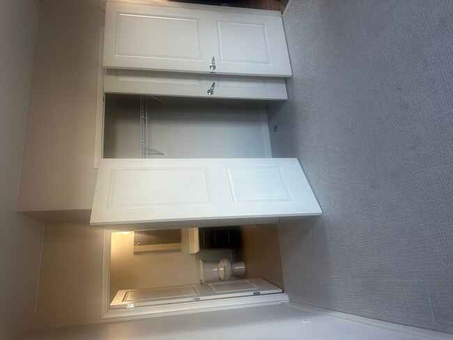 Building Photo - 770 Skokie Blvd