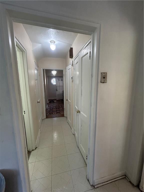 Building Photo - 1515 Beech Valley Way NE