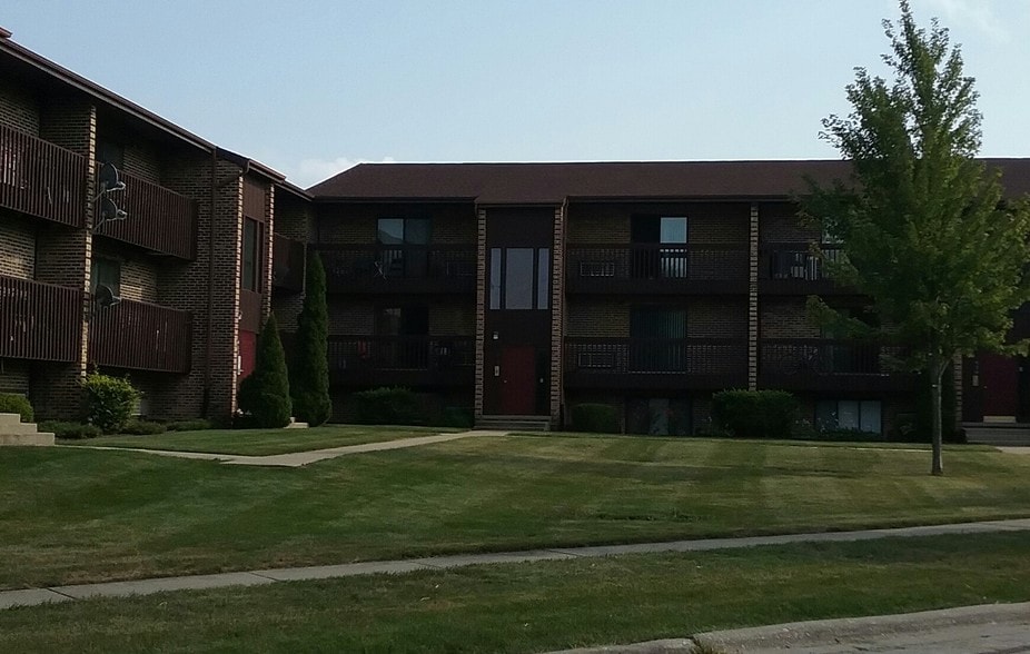 1st Floor - 417 Perrie Dr