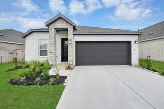 Building Photo - 31502 San Floro Dr