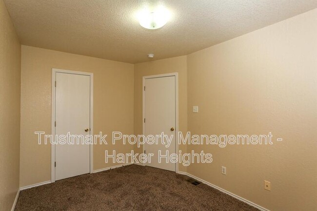 Building Photo - 4501 Mattie Dr