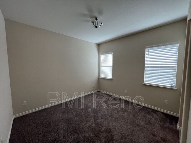 Building Photo - 8378 Simsbury Dr