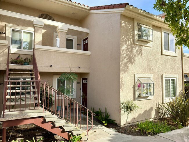 Primary Photo - Upper level condo in Rancho Del Oro!