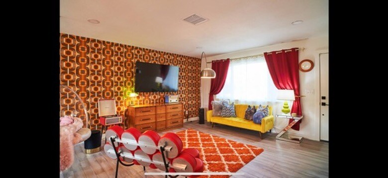 Building Photo - 378 W Sunview Ave