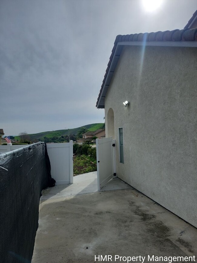 Building Photo - Fully remodel home 5 beds 3 baths in Chino Hills! Must See